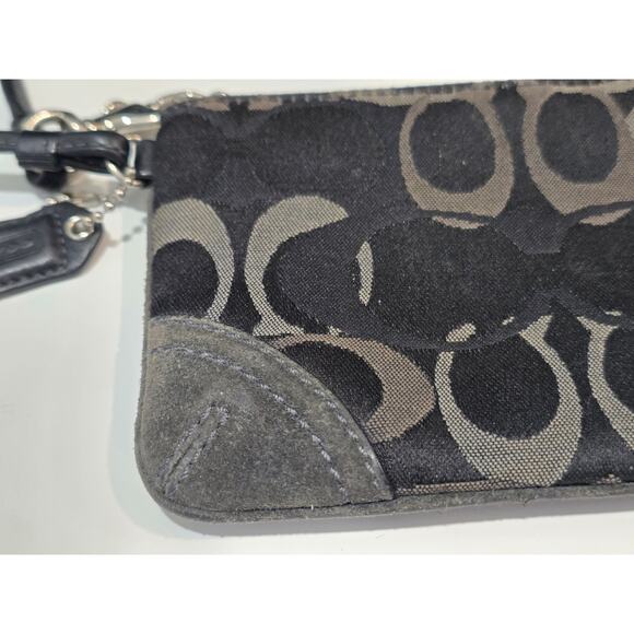 Coach Signature Black Canvas Leather Trim Zipper Closure Wristlet - Coin Wallet - Picture 4 of 7